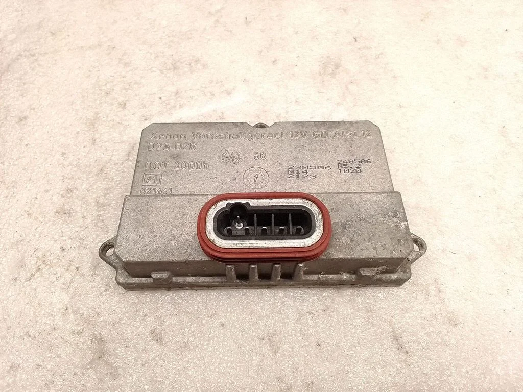 Headlight ballast module Xenon 5DV00829000