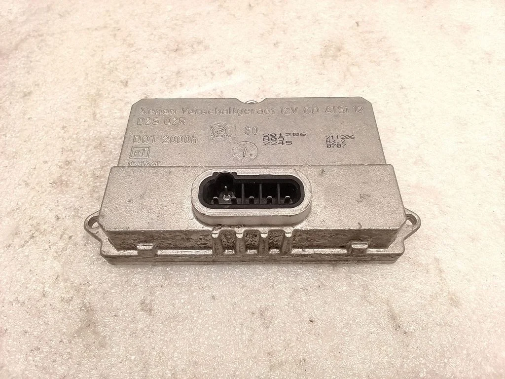Headlight ballast module Xenon 5DV00829000