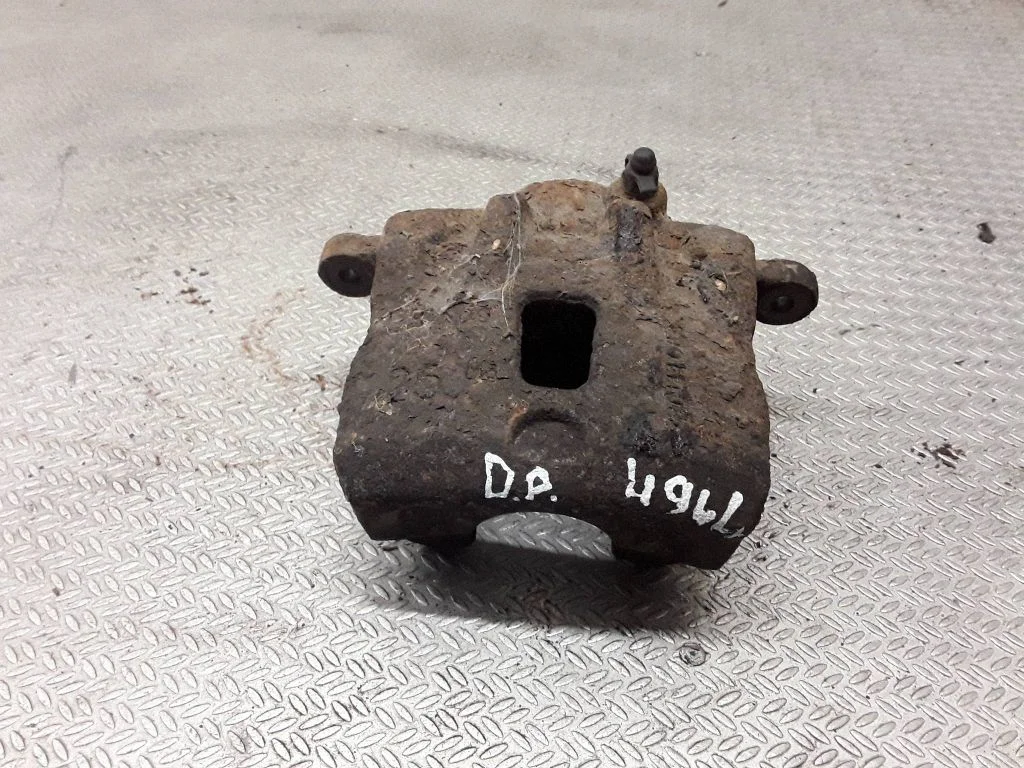 Front brake caliper – Hyundai Sonata (1999-2005)
