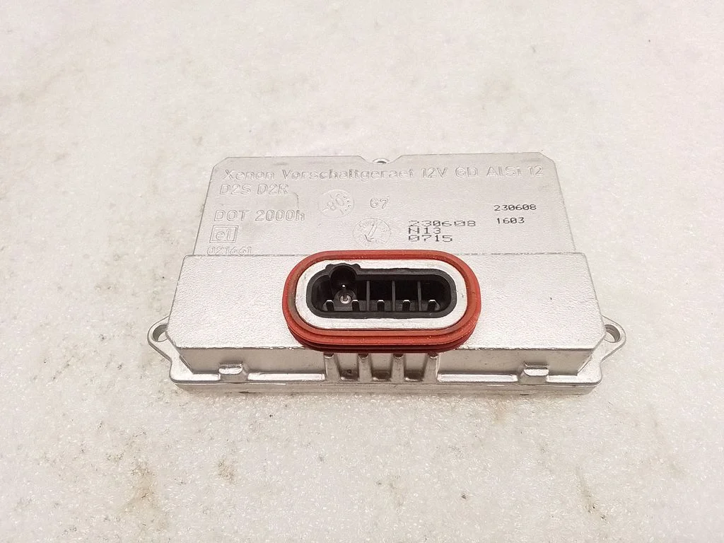 Headlight ballast module Xenon 5DV00829000