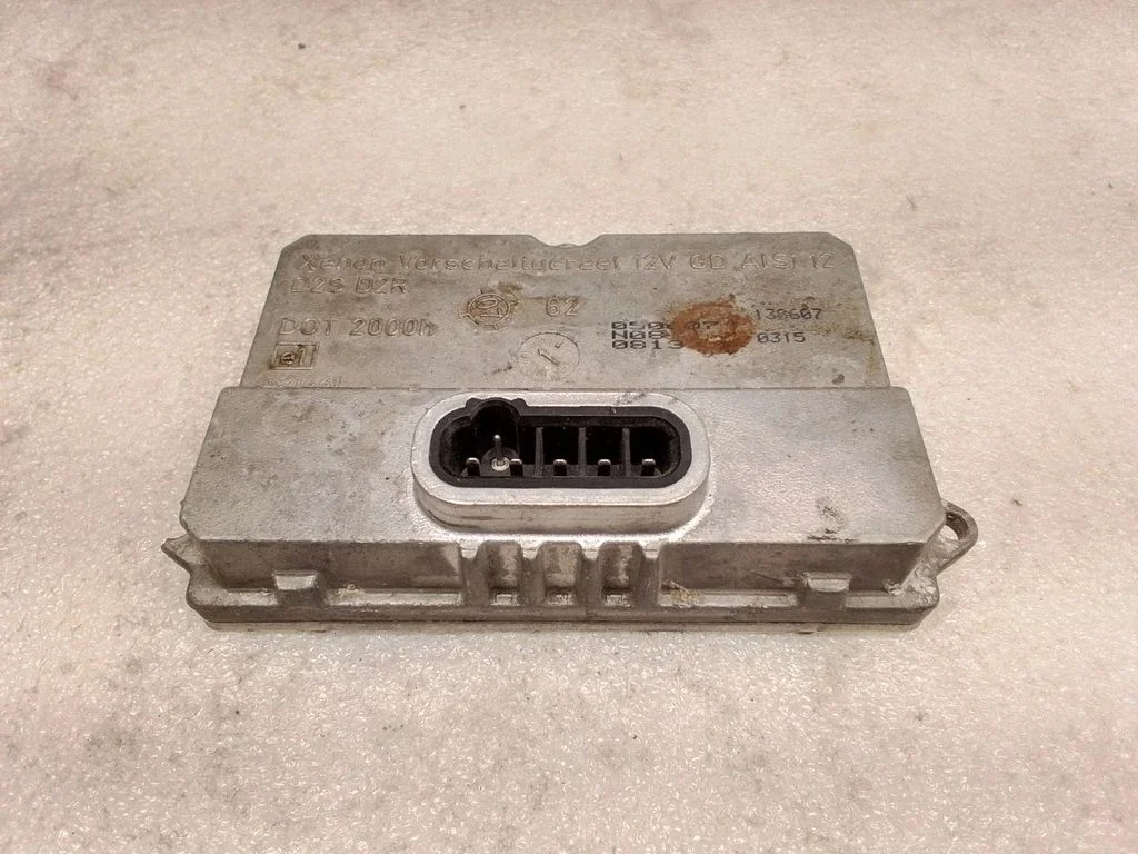 Headlight ballast module Xenon 5DV00829000