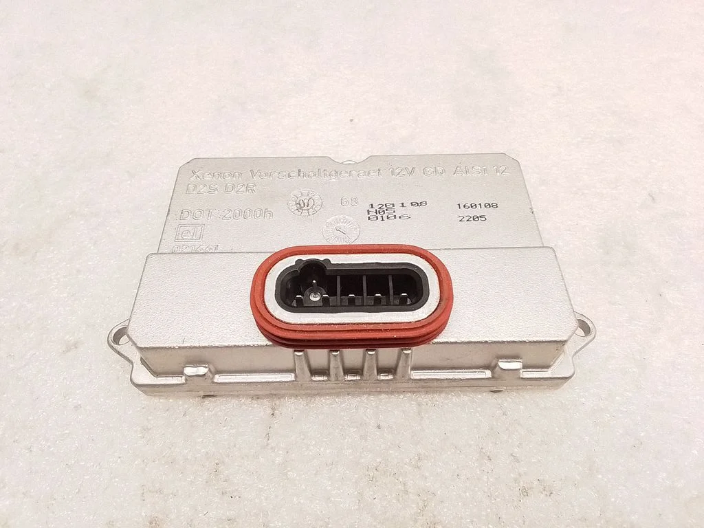 Headlight ballast module Xenon 5DV00829000
