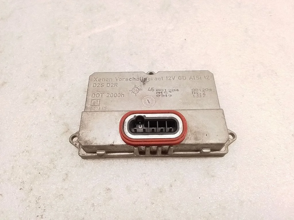 Headlight ballast module Xenon 5DV00829000