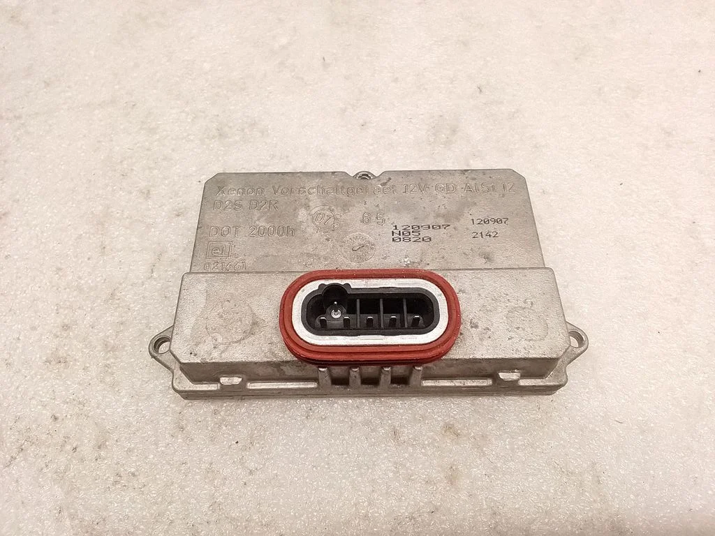 Headlight ballast module Xenon 5DV00829000
