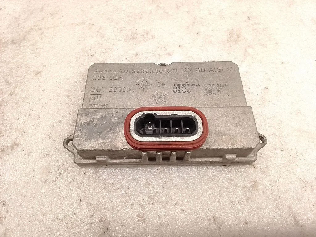 Headlight ballast module Xenon 5DV00829000