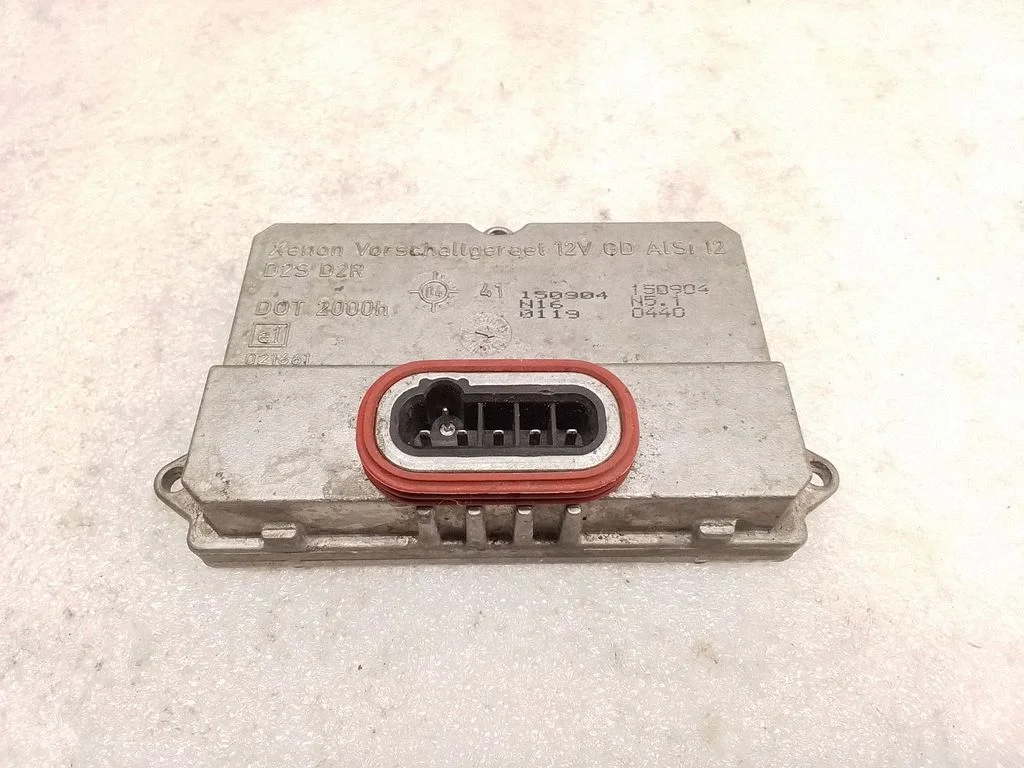 Headlight ballast module Xenon 5DV00829000