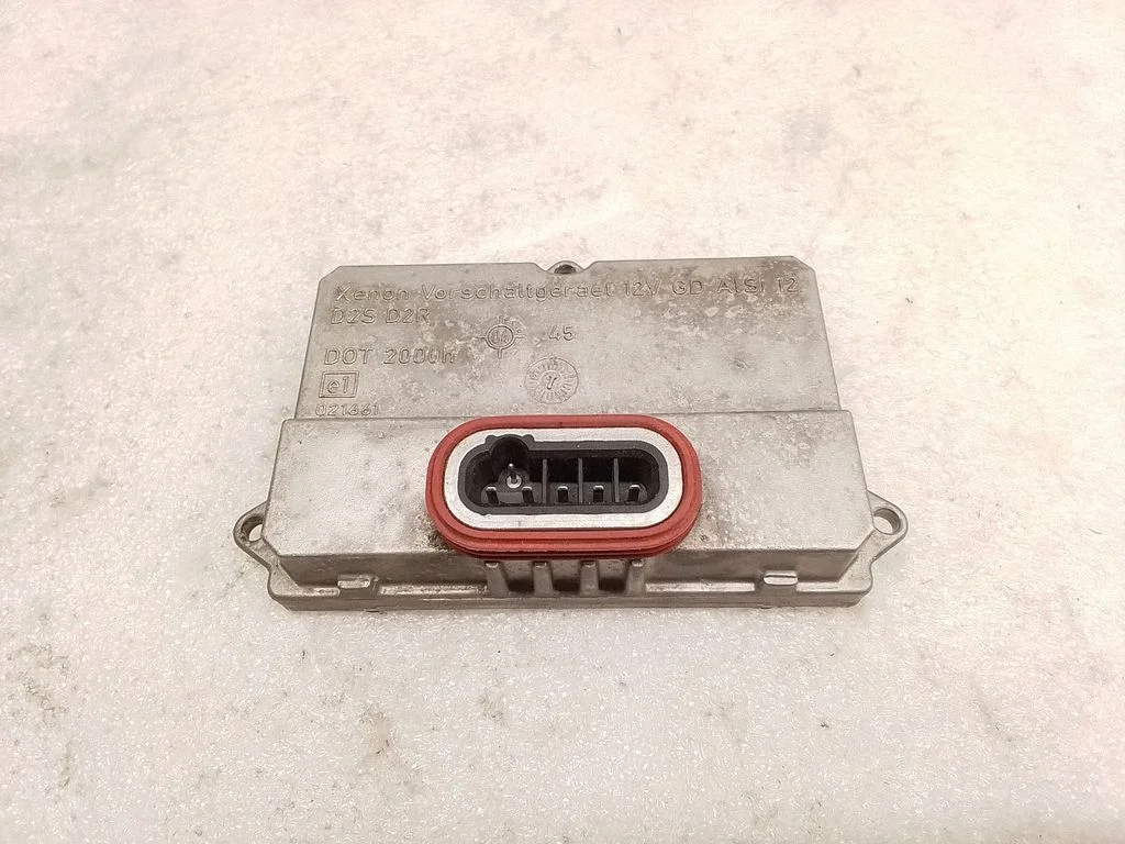Headlight ballast module Xenon 5DV00829000