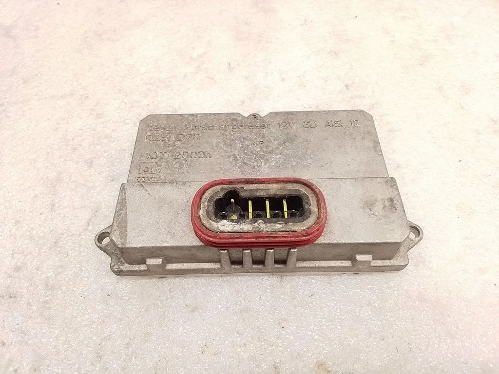 Headlight ballast module Xenon 5DV00829000