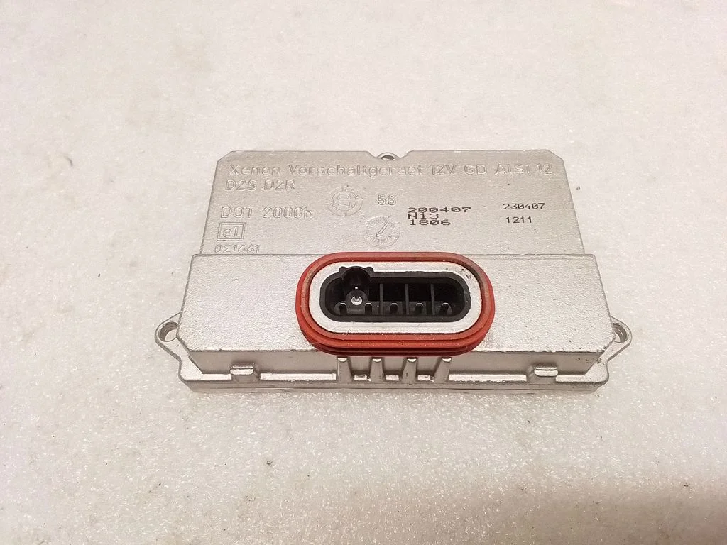 Headlight ballast module Xenon 5DV00829000