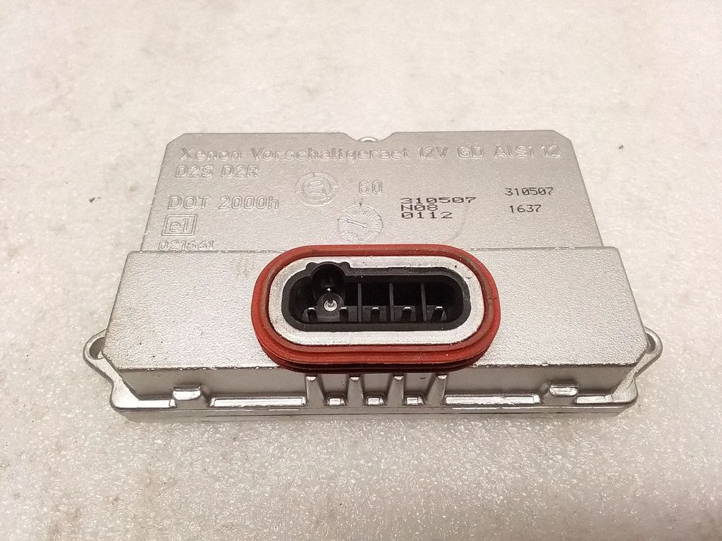 Headlight ballast module Xenon 5DV00829000