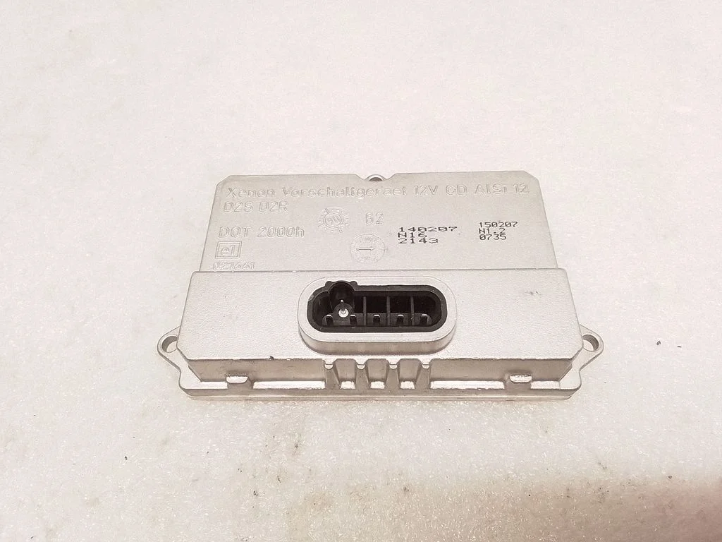 Headlight ballast module Xenon 5DV00829000