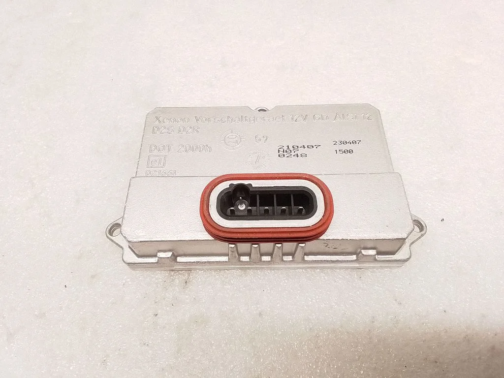 Headlight ballast module Xenon 5DV00829000