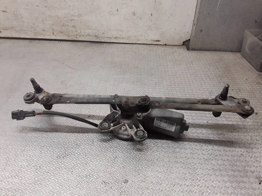 Front wiper linkage and motor 25919460