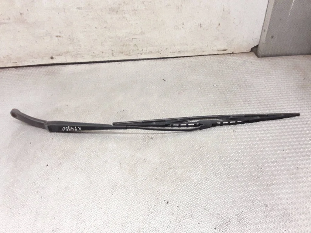 Windshield/front glass wiper blade 7H1955409C
