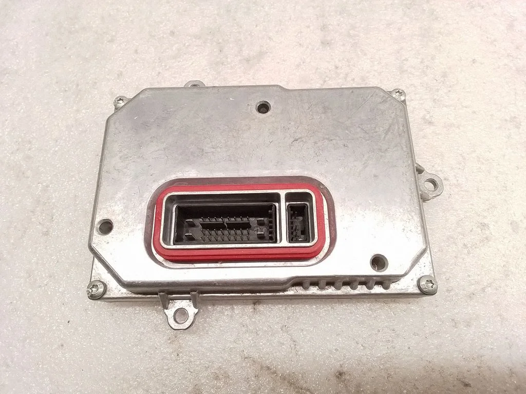 Headlight ballast module Xenon 8E0941329A