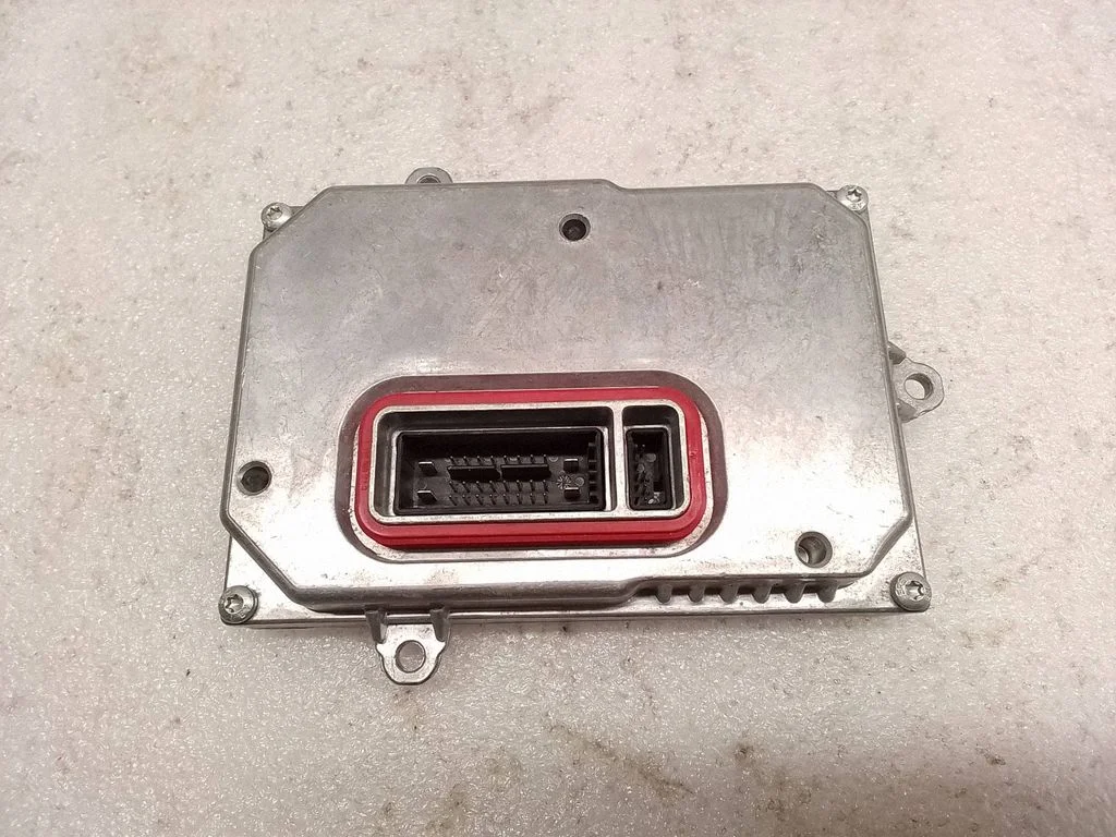 Headlight ballast module Xenon 8E0941329A