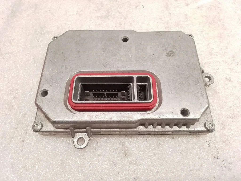 Headlight ballast module Xenon 8E0941329A