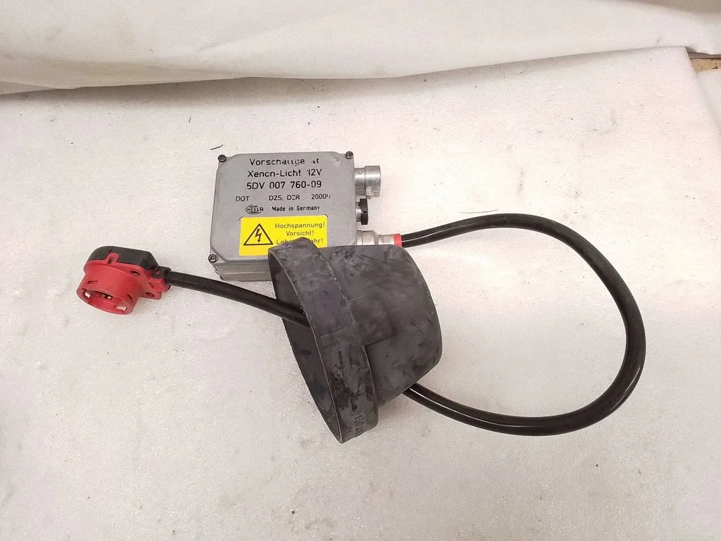 Headlight ballast module Xenon – BMW 5 Series E39 (1996-2003)