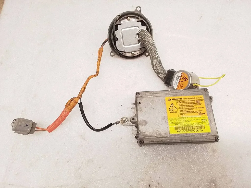Tule plokk (ksenoonplokk) HLB351D127 – Nissan Maxima A34 (2003-2008)