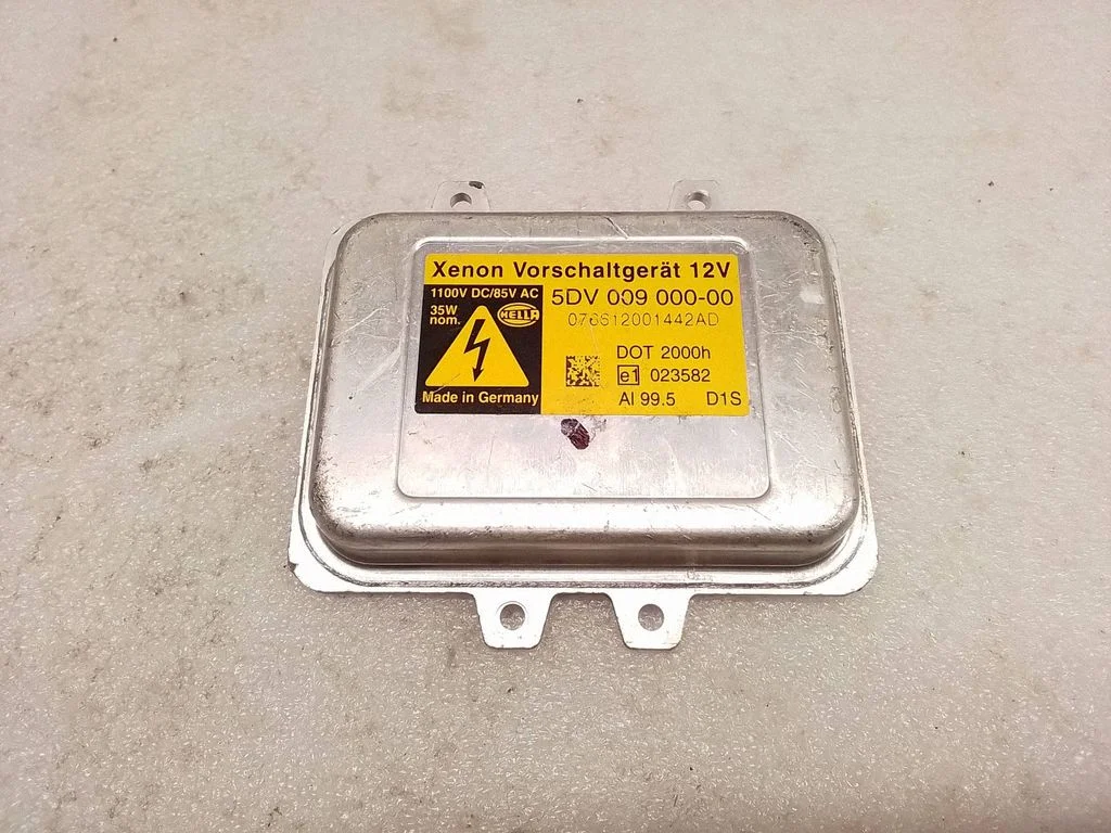 Headlight ballast module Xenon – BMW 5 Series E60 E61 (2004-2010)