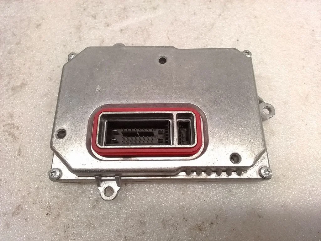 Headlight ballast module Xenon – Mercedes-Benz B-Class W245 (2005-2011)