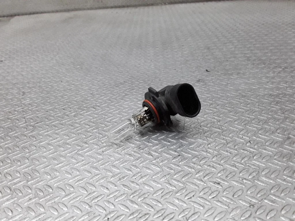 Esitule pirn – Opel Zafira A (1999-2005)