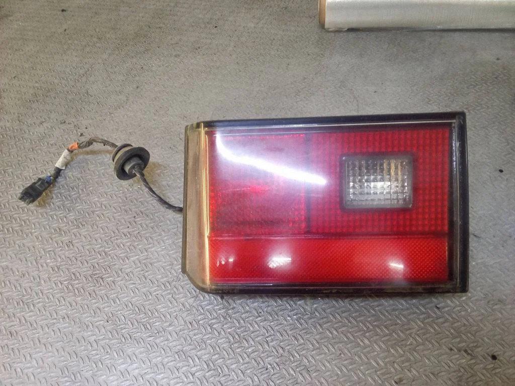 Tailgate rear/tail lights 16516566