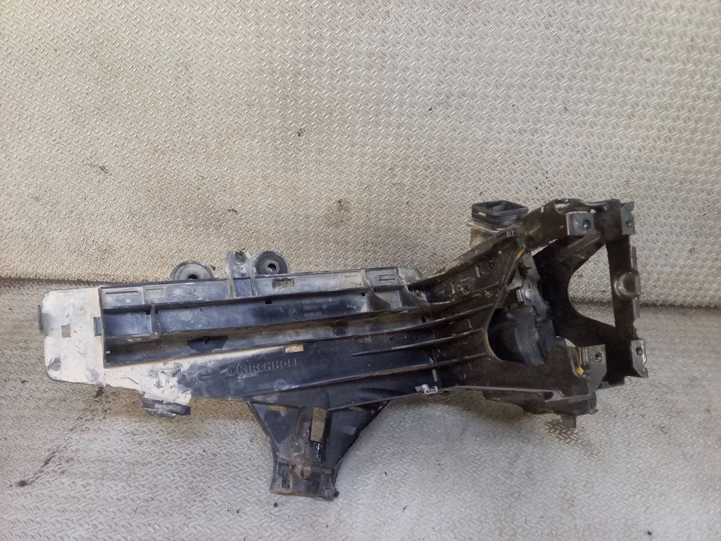 Headlight/headlamp mounting bracket 5164718416011