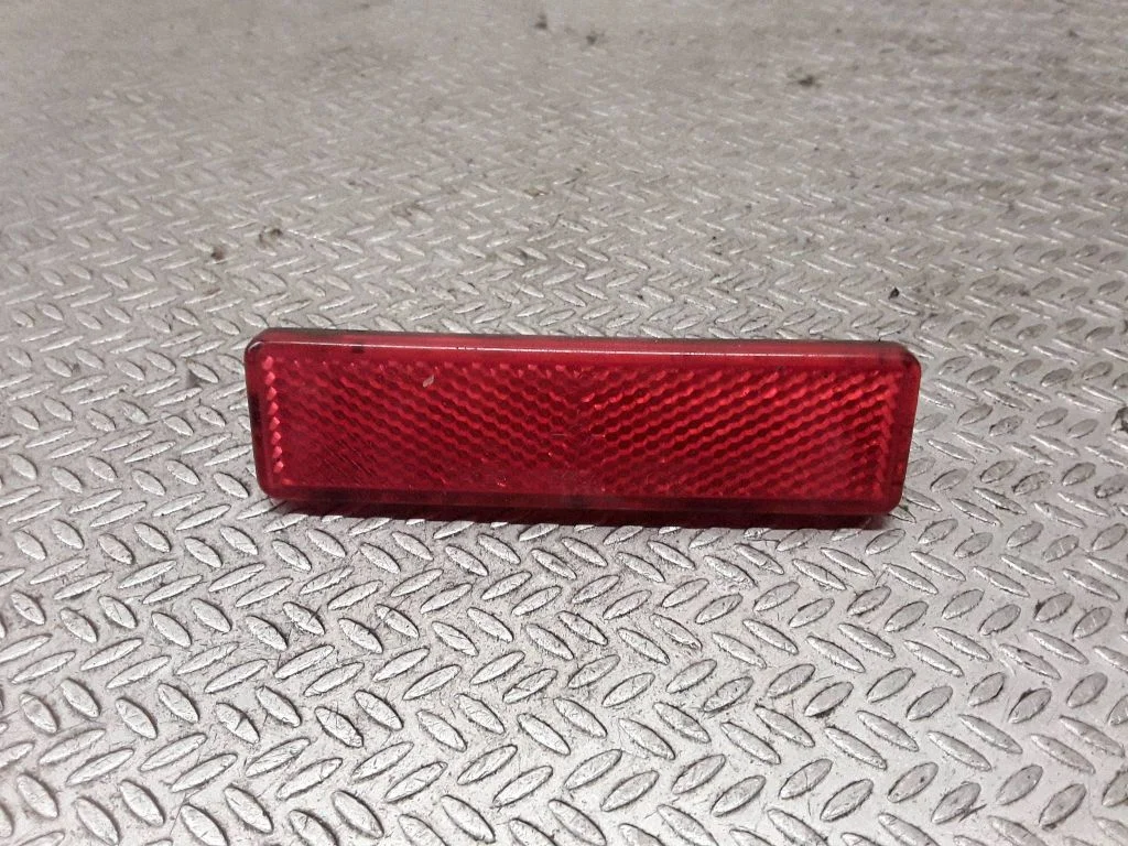 Rear tail light reflector 7700353184