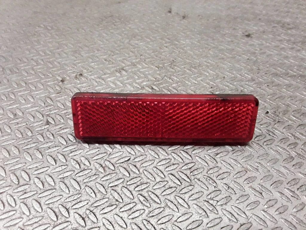 Rear tail light reflector 7700353184