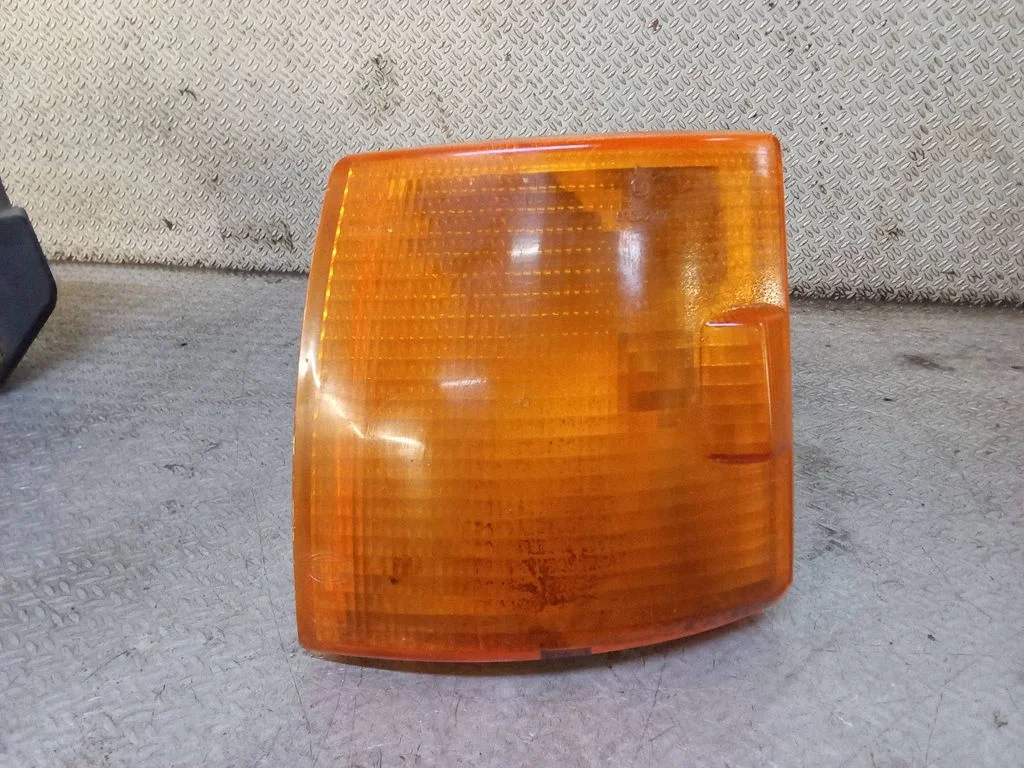 Front indicator light 701953049