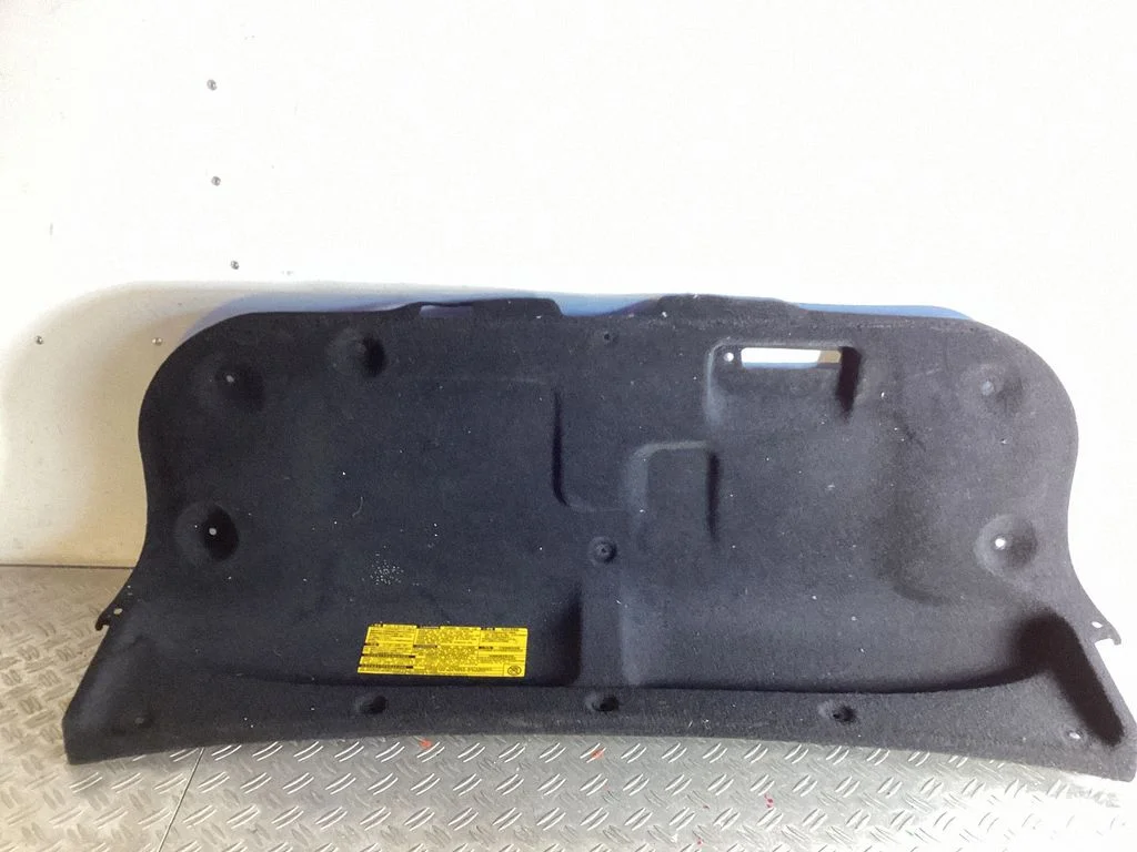Tailgate trim – Lexus GS 250 350 300H 450H (2013-)