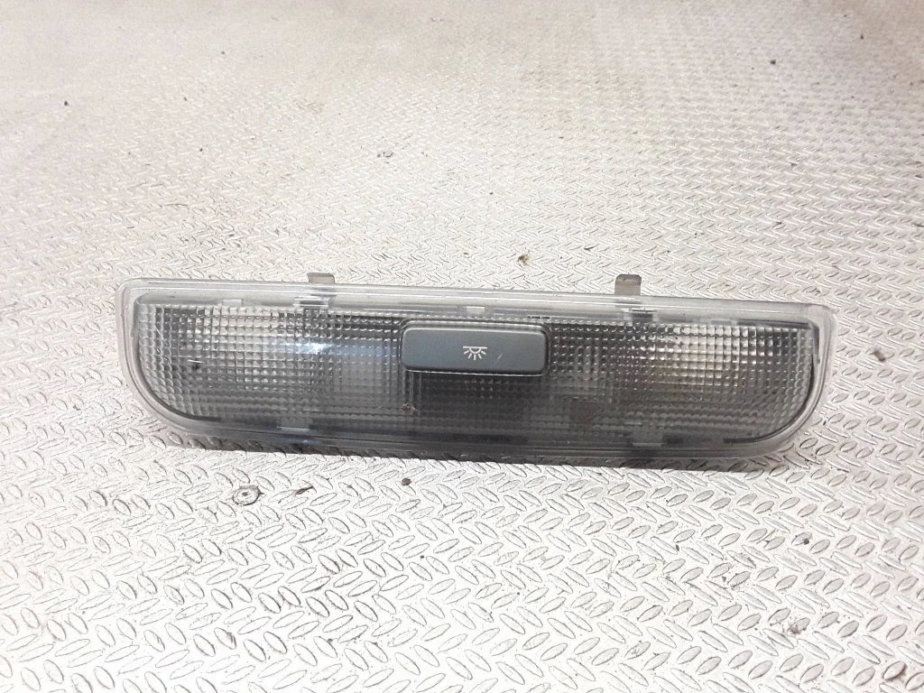 Rear seat light 8P0947111A