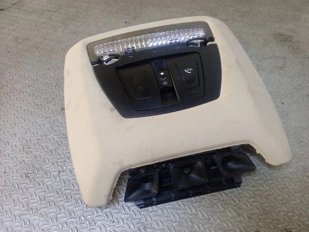 Front seat light 1021710532