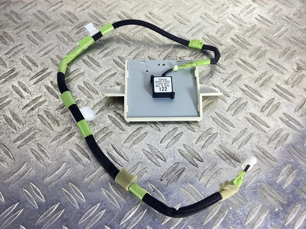 Antenn (GPS-antenn) – Lexus RC (2014-)