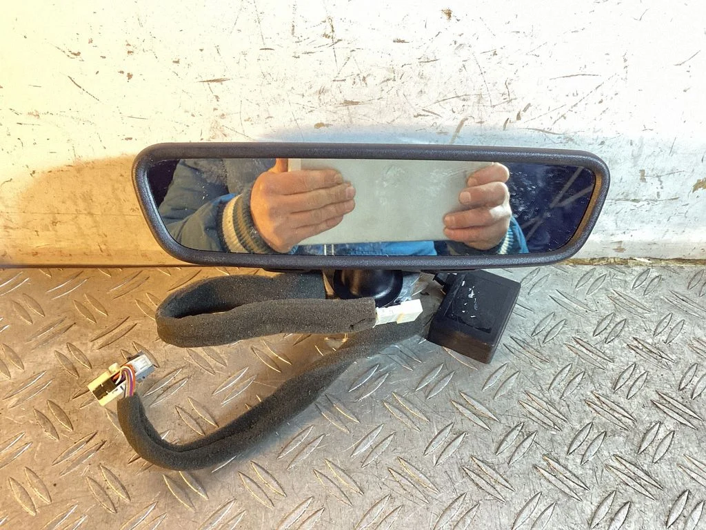 Rear view mirror (interior) GNTX822