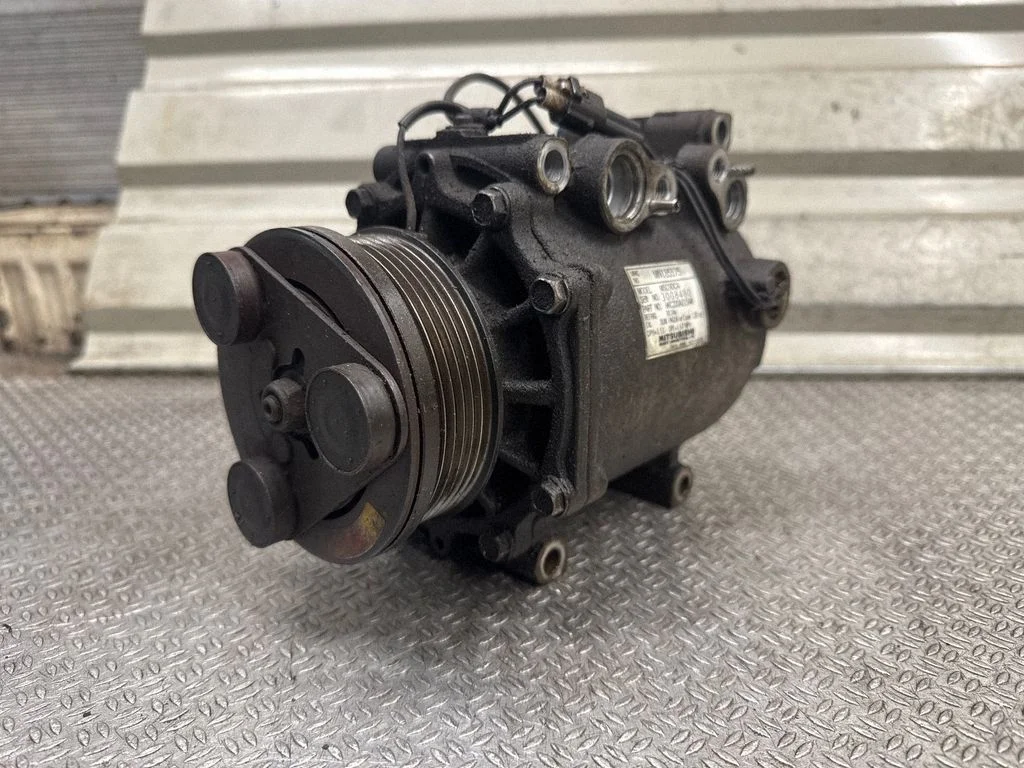Kliimakompressor (pump) AKC200A215AR