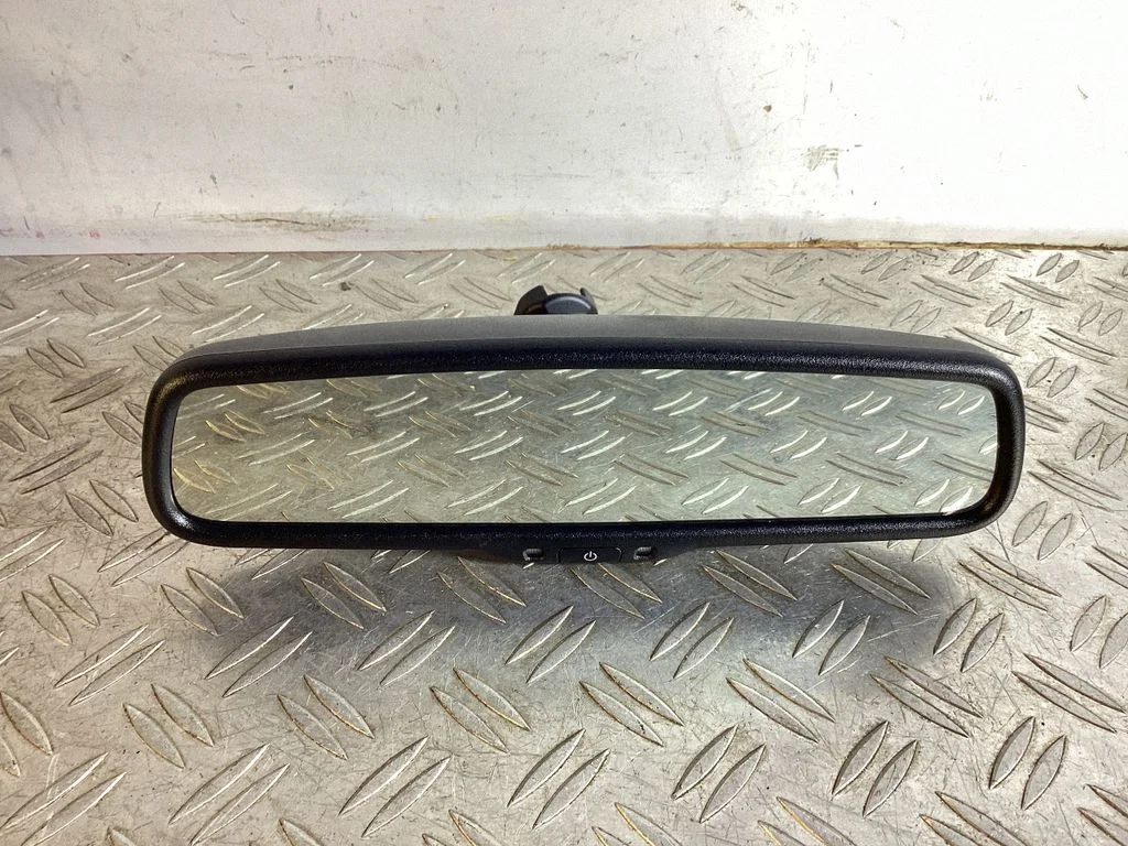 Rear view mirror (interior) 052016905