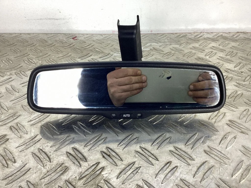 Rear view mirror (interior) – Lexus NX (2014-2021)