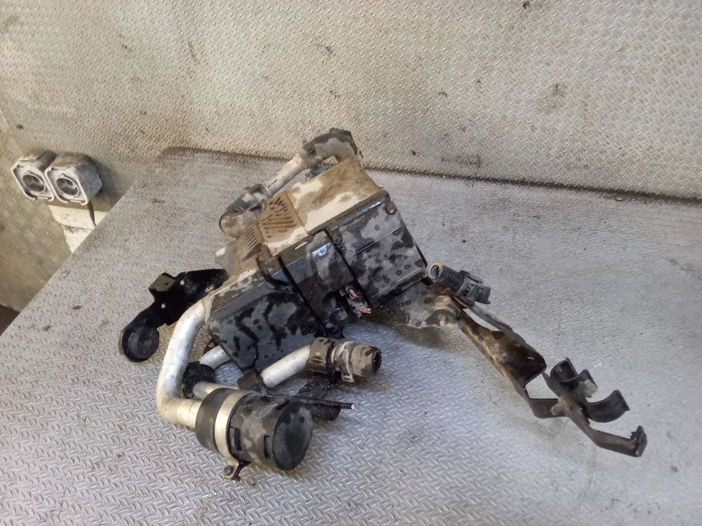 Auxiliary pre-heater (Webasto) 7L6815071D