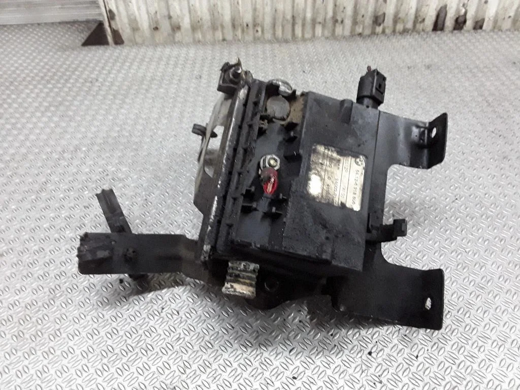 Electric engine pre-heating system (optional) – BMW 3 Series E46 (1998-2005)
