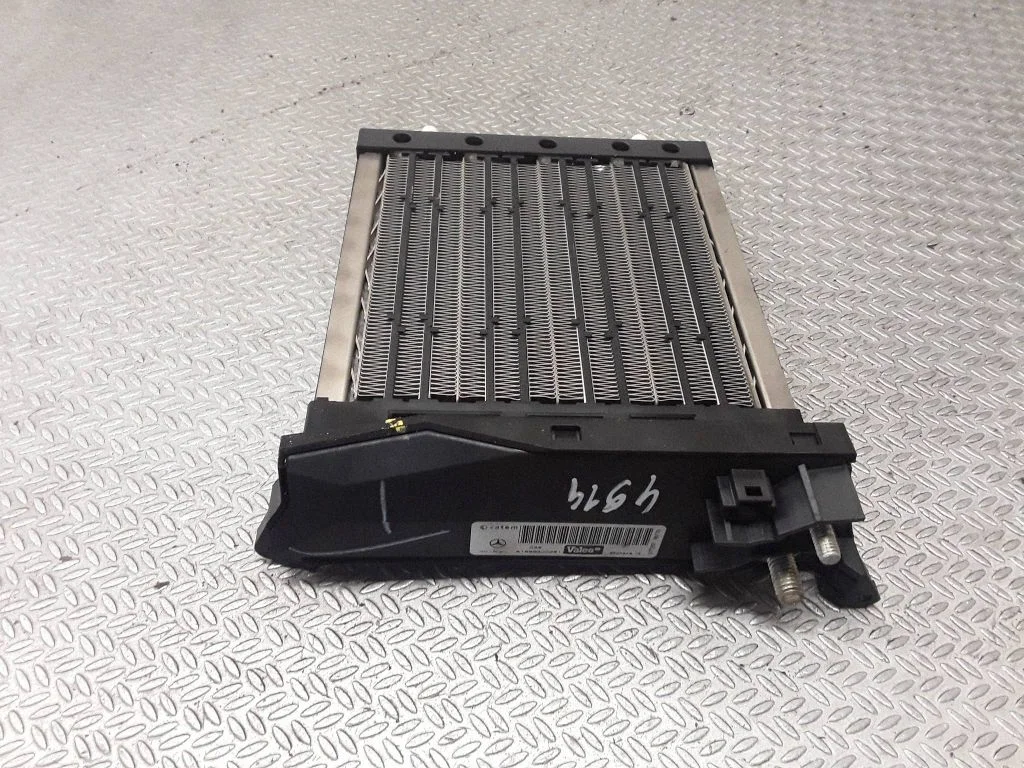 Elektriline salongi küttekeha radiaator A1698300261