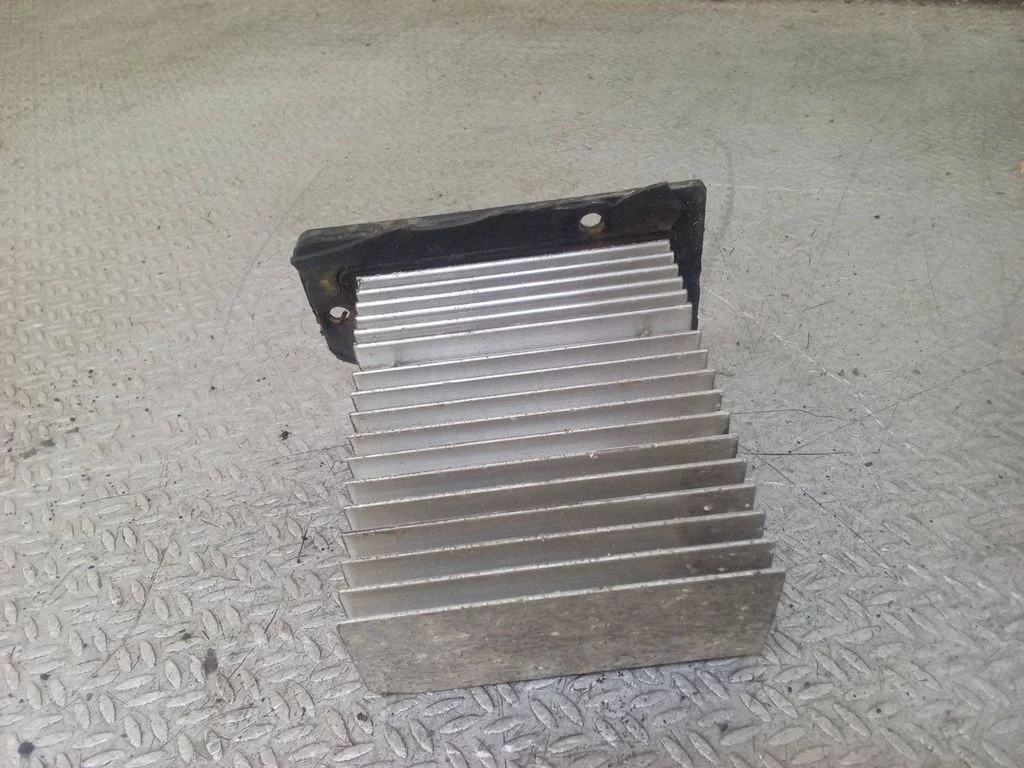 Heater blower motor/fan resistor 16173860
