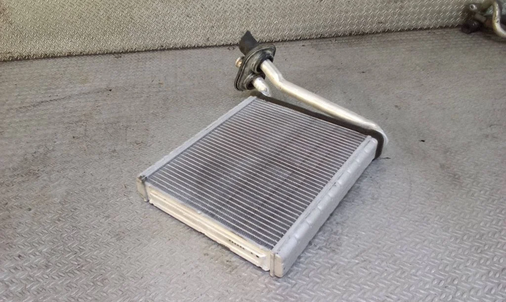 Heater blower radiator