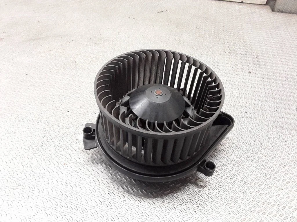 Heater fan/blower 8E1820021E