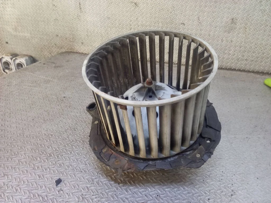 Heater fan/blower 52450305