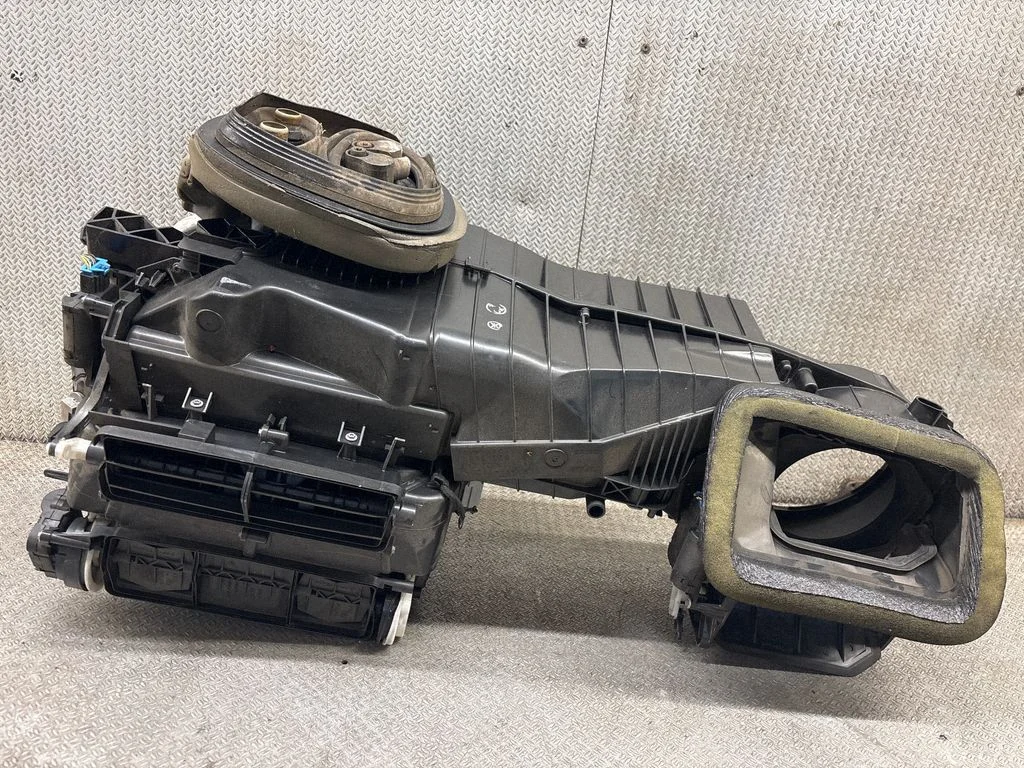 Interior heater climate box assembly 3C1819349C