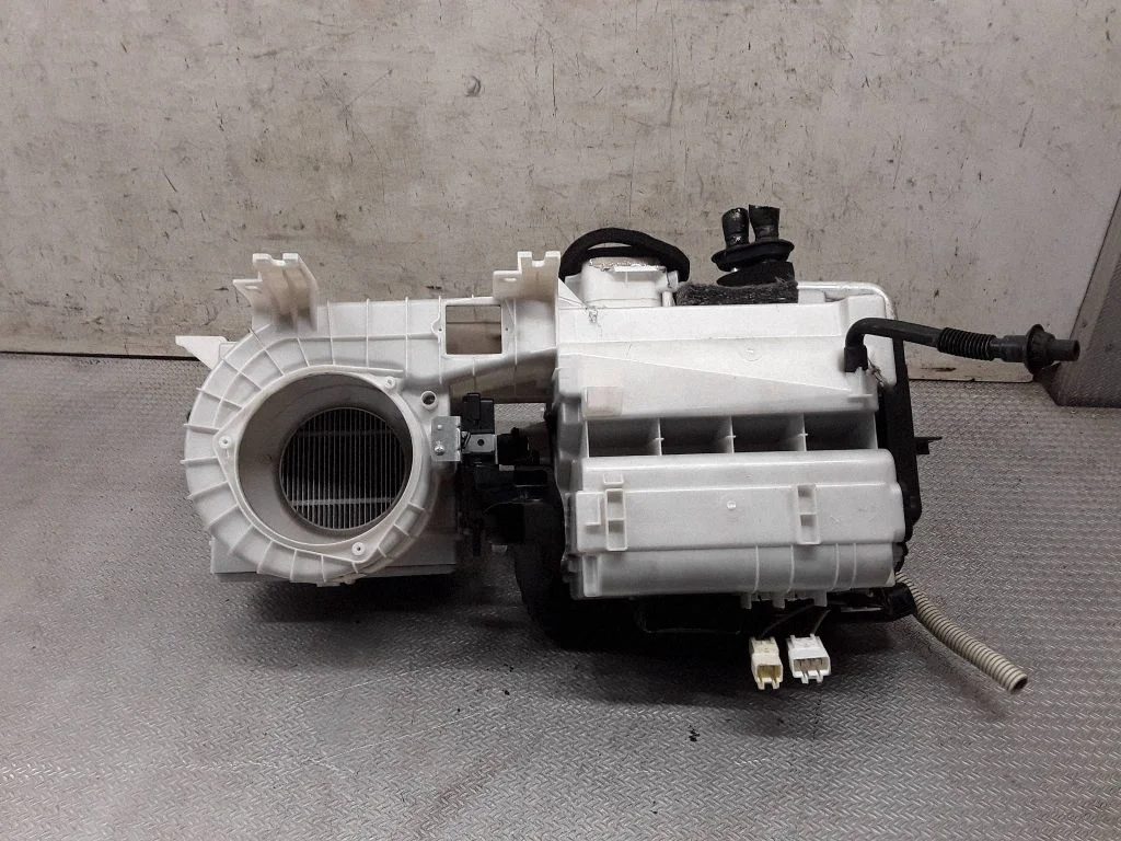 Interior heater climate box assembly CAB142A079