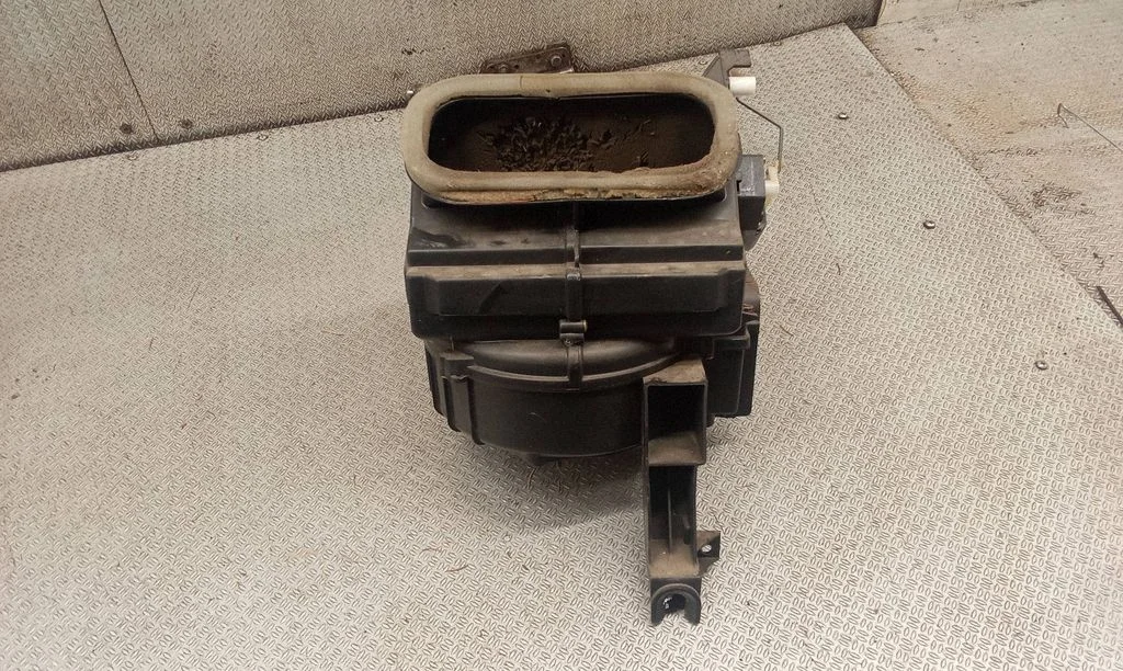 Interior heater climate box assembly housing 082092170