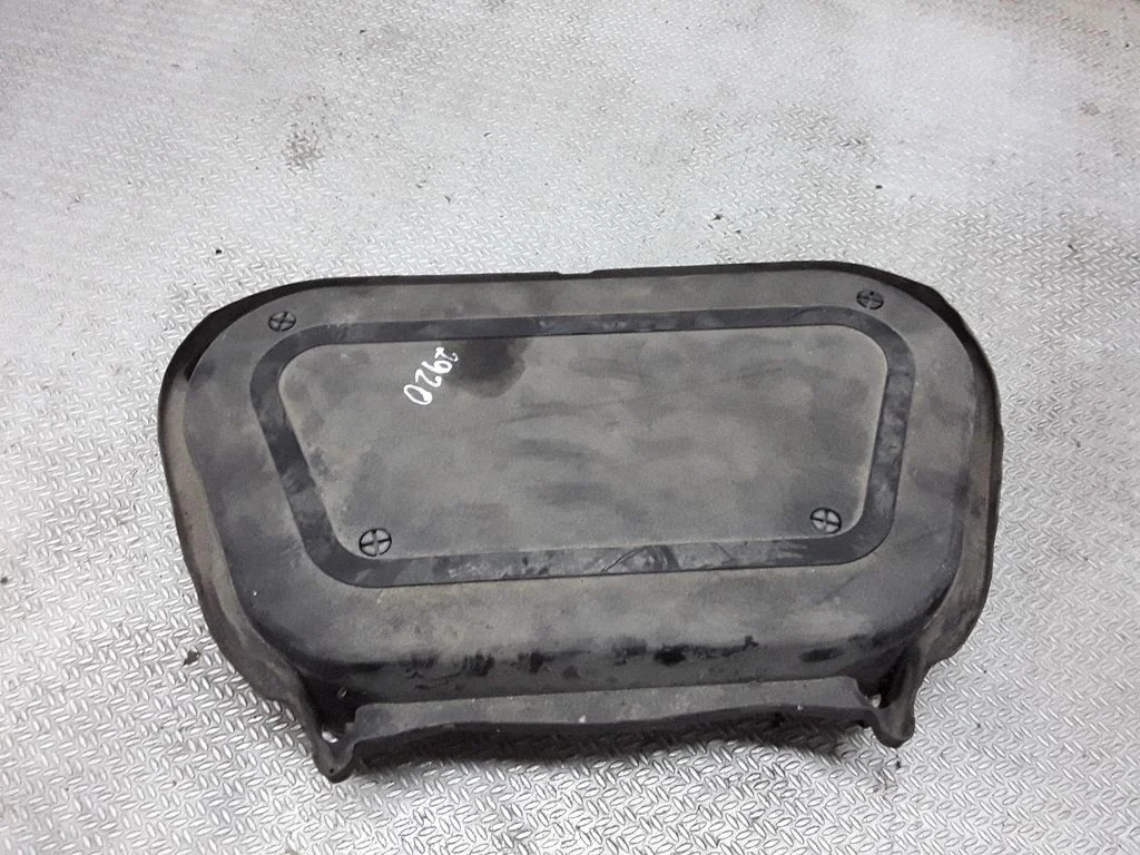 Cabin air micro filter cap 4E0819647C